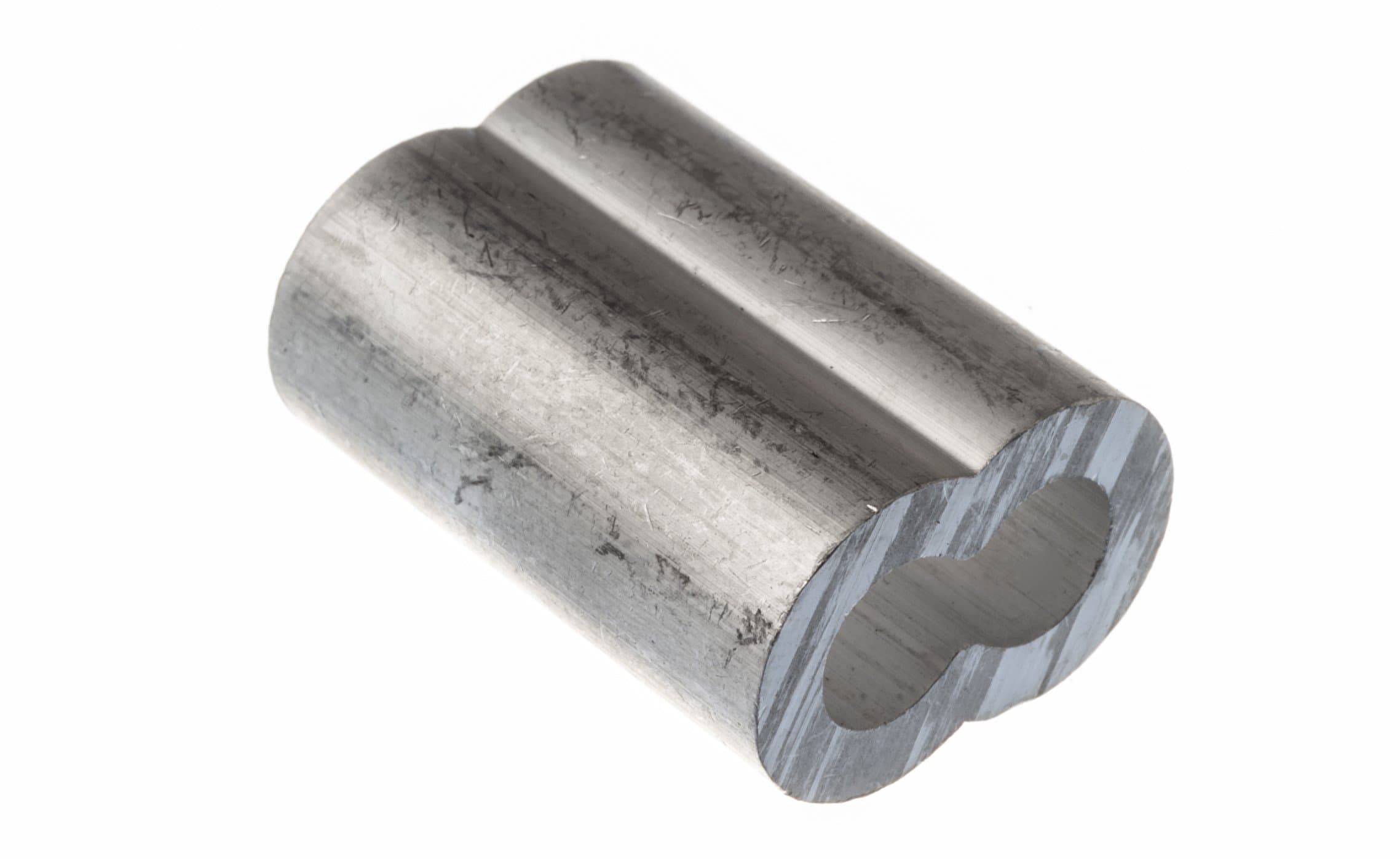 Artículo CASQUILLO DOBLE DE ALUMINIO PARA CABLE DE ACERO 3/32 de nuestra sub línea CASQUILLO DE ALUMINIO PARA CABLE DE ACERO referente a la línea accesorios y mas